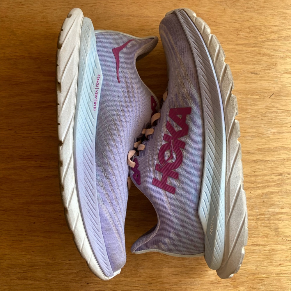 HOKA Mach Women’s shoes!